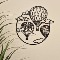 منطاد عبر الغيوم