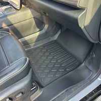 שטיחי 3D ל-GMC סיירה דנאלי חשמלית 2024 ומעלה