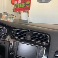 מעמד לטלפון תואם מקור לפולקסווגן גולף MK7 2013-2020