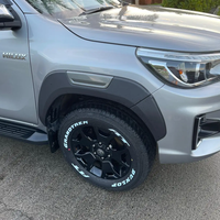 כנפונים OEM לטויוטה היילקס 2016 ומעלה