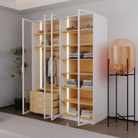 ארון בגדים 4 דלתות זכוכית עם תאורת LED דגם קופנהגן לבן משולב עץ טבעי | מבית WOODY