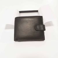 ארנק עור לגבר עם סגירה מלאה