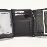 ארנק איכותי בגודל בינוני עם חלוקה חכמה