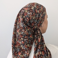 מטפחת מרובעת פרחונית