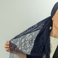 מטפחת לונג תחרה עם פרנזים - כחול נייבי