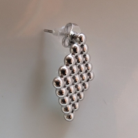 עגיל מעויין כדורים stainless steel - כסף