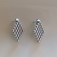 עגיל מעויין כדורים stainless steel - כסף