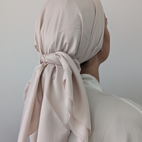 מטפחת מרובעת משי סאטן פודרה