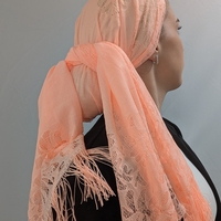 מטפחת לונג תחרה עם פרנזים - אפרסק מרקר