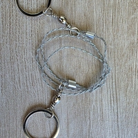 תיק ערכת הישרדות לקמפינג וטיולים עם ציוד חיוני לקמפינג - תיק קומפקטי עם ערכת הישרדות לשטח