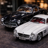 רכב מתכתי Mercedes 300 SL קלאסי | מכונית יוקרה מיניאטורית | בהדמיה לרכב אספנות אמיתי