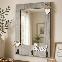 מתלה מפתחות עם מראה Sweet | מתלה מפתחות דקורטיבי לקיר