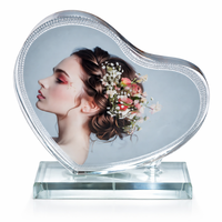 לב קריסטל יוקרתי להדפסת תמונה אישית על זכוכית