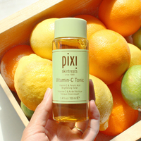Pixi Vitamin-C Tonic – מי פנים (טוניק) ויטמין C להארה, הבהרה ומיצוק העור – 100 מ