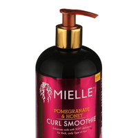 Mielle Pomegranate & Honey Curl Smoothie – קרם עיצוב עשיר (סמודי) רימון ודבש לתלתלים עבים – 340 גרם