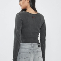 REPLAY - בודיסוט לנשים בצבע שחור עם מפתח טיפה ולוגו מתכתי