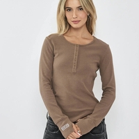 REPLAY - חולצת ריב ארוכה בצבע חום