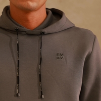 EMPORIO VALENTINI  -  חליפת טרנינג בצבע אפור־שחור עם הדפסי לוגו