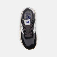 New Balance - Kids' 237 Bungee | Black with Moonbeam