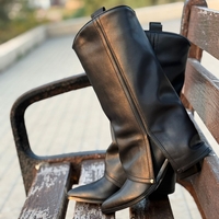 NINE WEST - מגפי בוקרים אלגנטיים בצבע שחור