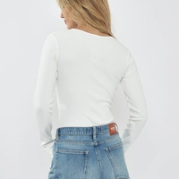 REPLAY - בגד גוף ריב לנשים בצבע לבן עם שרוול ארוך