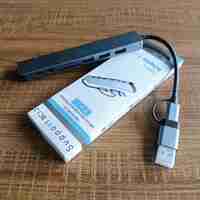 תחנת עגינה מקצועית 8 ב-1 בחיבור Type-C – כל החיבורים שאתם צריכים במכשיר אחד!