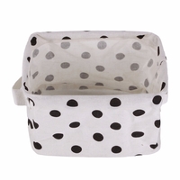 30# - חיבוקי פינוקי לבת : ערכה רכה בסל בד בשחור-לבן, בובה פרוותית רכה מנגנת ונתלית, כירבולית טטרה ושמיכת עגלה