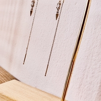 עגיל מוניקה