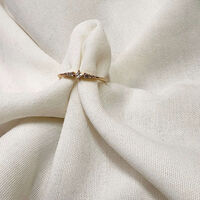 טבעת לוסי לבן