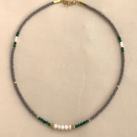 שרשרת Gray Green Pearl