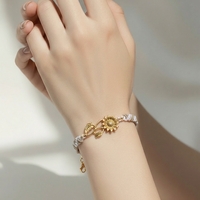 צמיד פרח מקרמה