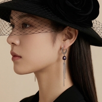 עגילים Midnight Pearl