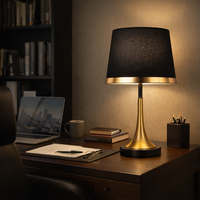 מנורת שולחן יוקרתית שחור־זהב לסלון