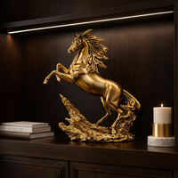 פסל סוס זהב יוקרתי גדול לבית