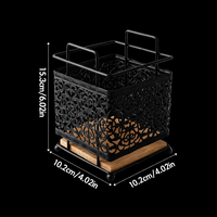 מתקן סכום דקורטיבי ממתכת שחורה