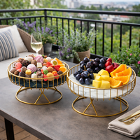 זוג מגשי אירוח זהב פירות