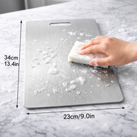 מגש חיתוך טיטניום קל דק וחזק –  איכותית למטבח