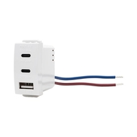 מטען מהיר 3 יציאות USB 2C+A PD 20W לבן 1M ניסקו סוויץ'