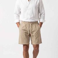 מכנסי פשתן קצרים לגבר – קרם