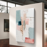 תמונת קנבס אבסטרקטית בגווני פודרה ותכלת עם מרקם עדין ועיצוב מודרני