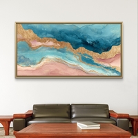 תמונת קנבס לרוחב בעיצוב אבסטרקטי עם זרימה בגווני תכלת, ורוד וקווים זהובים