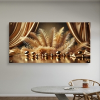 קטיפה מוזהבת – תמונת זכוכית יוקרתית עם נוצות זהב ווילונות דרמטיים | PN2503