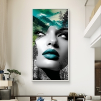 תמונת אומנות מודרנית עם דיוקן אישה ומרקם נוף הררי משולב.