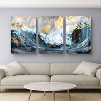 שלשת תמונות זכוכית גלים אבסטרקטיים בכחול, לבן וזהב – דגם GG5472