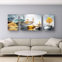 תמונת זכוכית מחולקת עם עלים מוזהבים, איילים, עץ וסירה בעיצוב טבעי מודרני