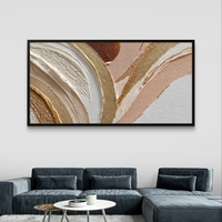 תמונת קנבס אבסטרקטית לרוחב בגווני שמנת, ורוד וזהב עם קווים זורמים ועיצוב אלגנטי