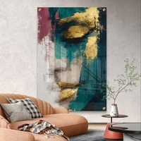 תמונת זכוכית מודרנית של דיוקן נשי מופשט בגווני תורכיז, בורדו וזהב – תכשיט לבית