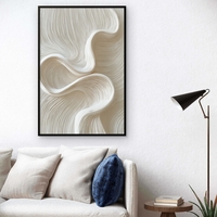 תמונת קנבס אבסטרקטית בגווני שמנת ובז’ עם קווים זורמים, עיצוב מינימליסטי מודרני מסדרת NEXTGEN BY BAR