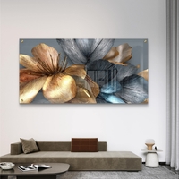 תמונת זכוכית רוחבית עם פרחים מטאליים בגווני זהב, נחושת וכסף – תכשיט לבית