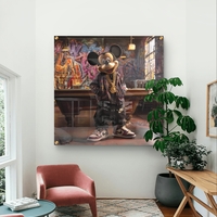 תמונת זכוכית מרובעת עם דמות מיקי בסגנון רחוב אורבני ורקע גרפיטי צבעוני, הדפסה חלקה ללא תבליט